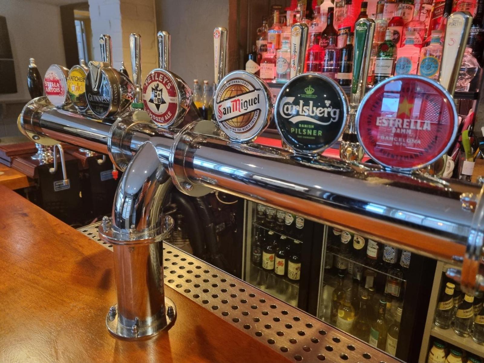 White Horse Inn & Restaurant Stoke Albany Eksteriør bilde